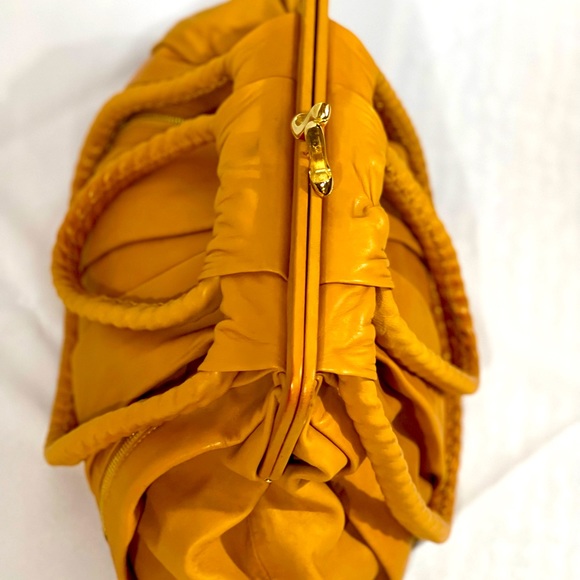 Authentic! Rare Large Christian Louboutin butterscotch lamb skin w dust bag - Picture 6 of 10